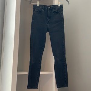 Black GAP high rise skinny jeans